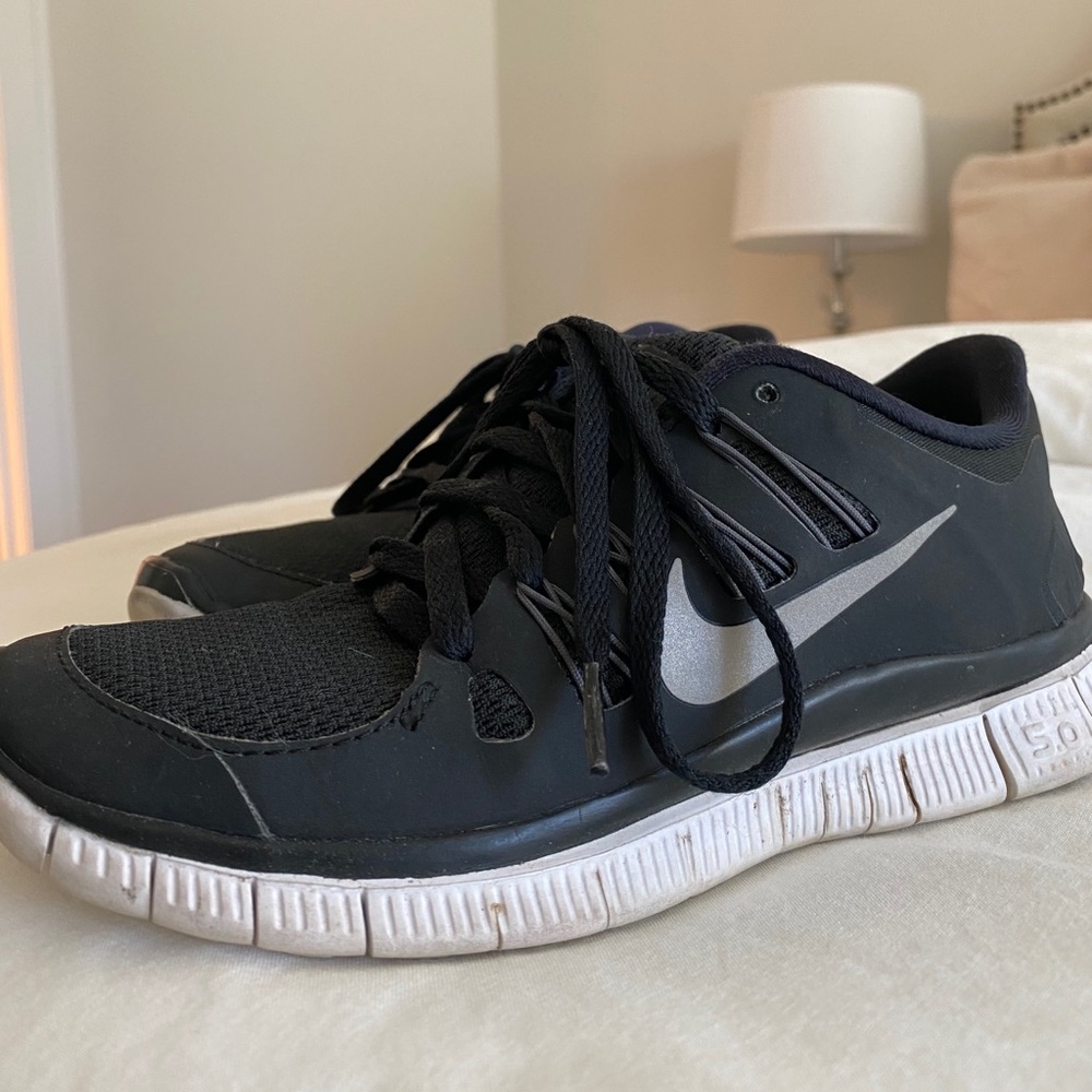 Nike Black Free Runs